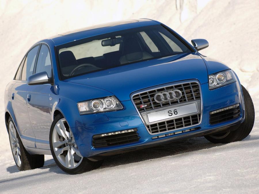  Audi S6 Sedan (4F, C6) 2006 года  (ZA) (фото 2 из 9)